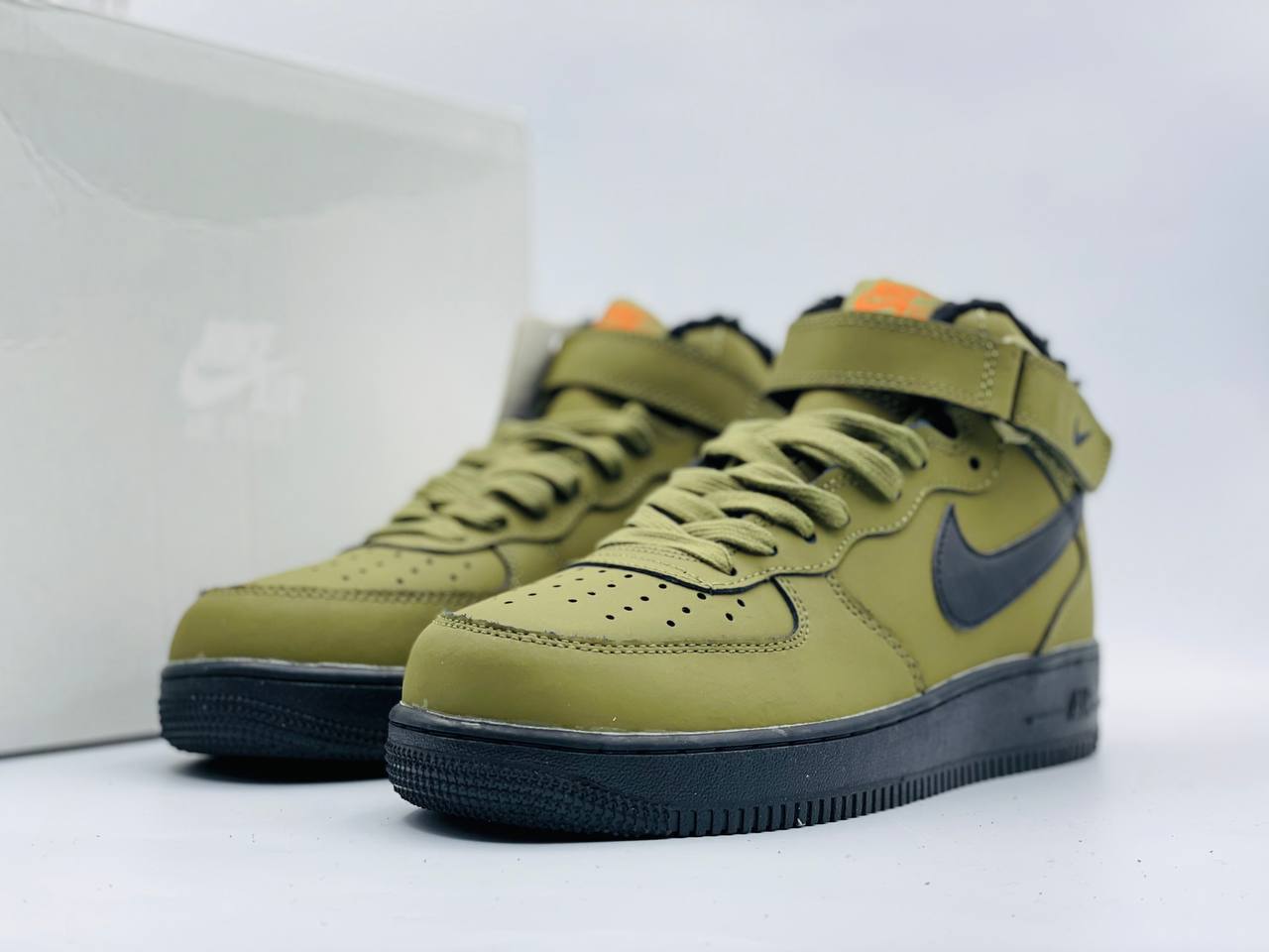 Кроссовки Nike Air Force 1 Mid Green/Black с мехом