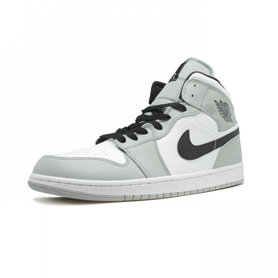 Кроссовки Nike Air Jordan 1 Mid Smoke Grey с мехом серые с белым и черным