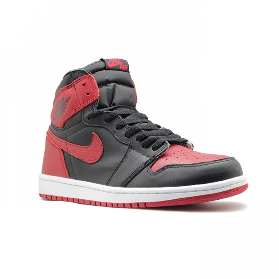 Кроссовки Nike Air Jordan 1 Retro красные с чёрным
