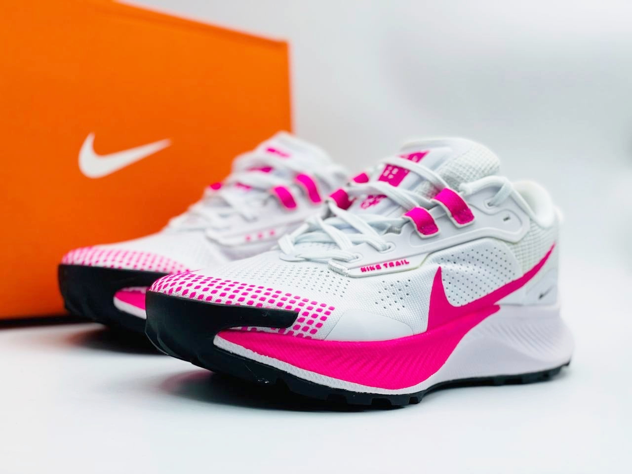 Кроссовки Nike Pegasus Trail 3 White/Pink