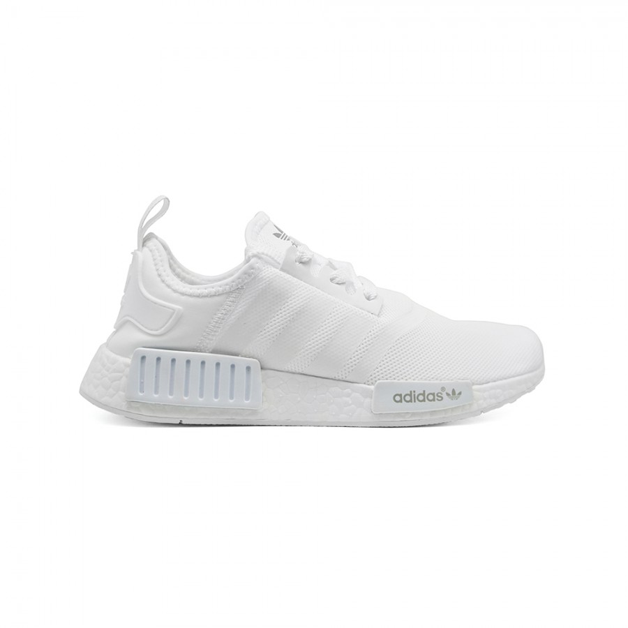 White 1. Adidas NMD r1 White. Adidas NMD r1 белые. Кроссовки MND r1. Adidas NMD r1 белые мужские.