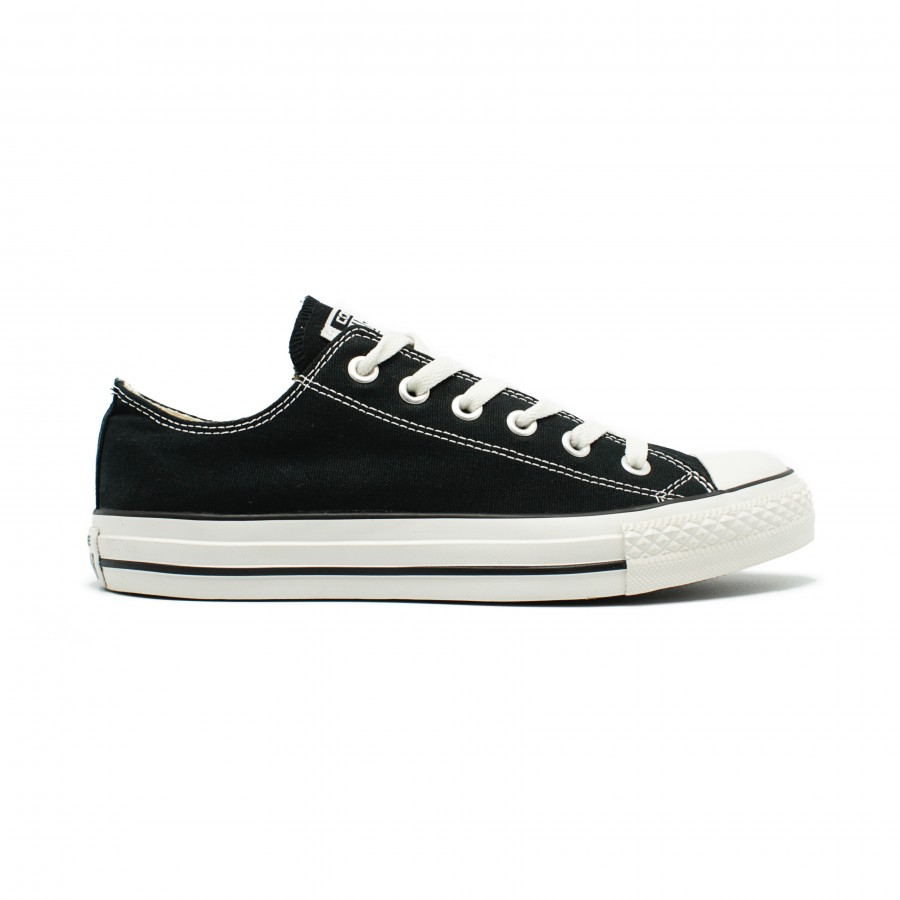 low cut chuck taylor