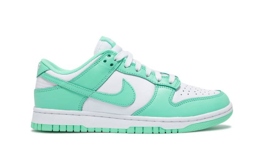 sb dunk green glow